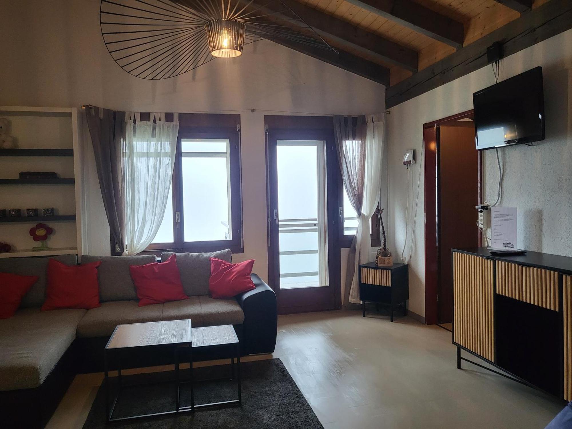 Apartment Platten