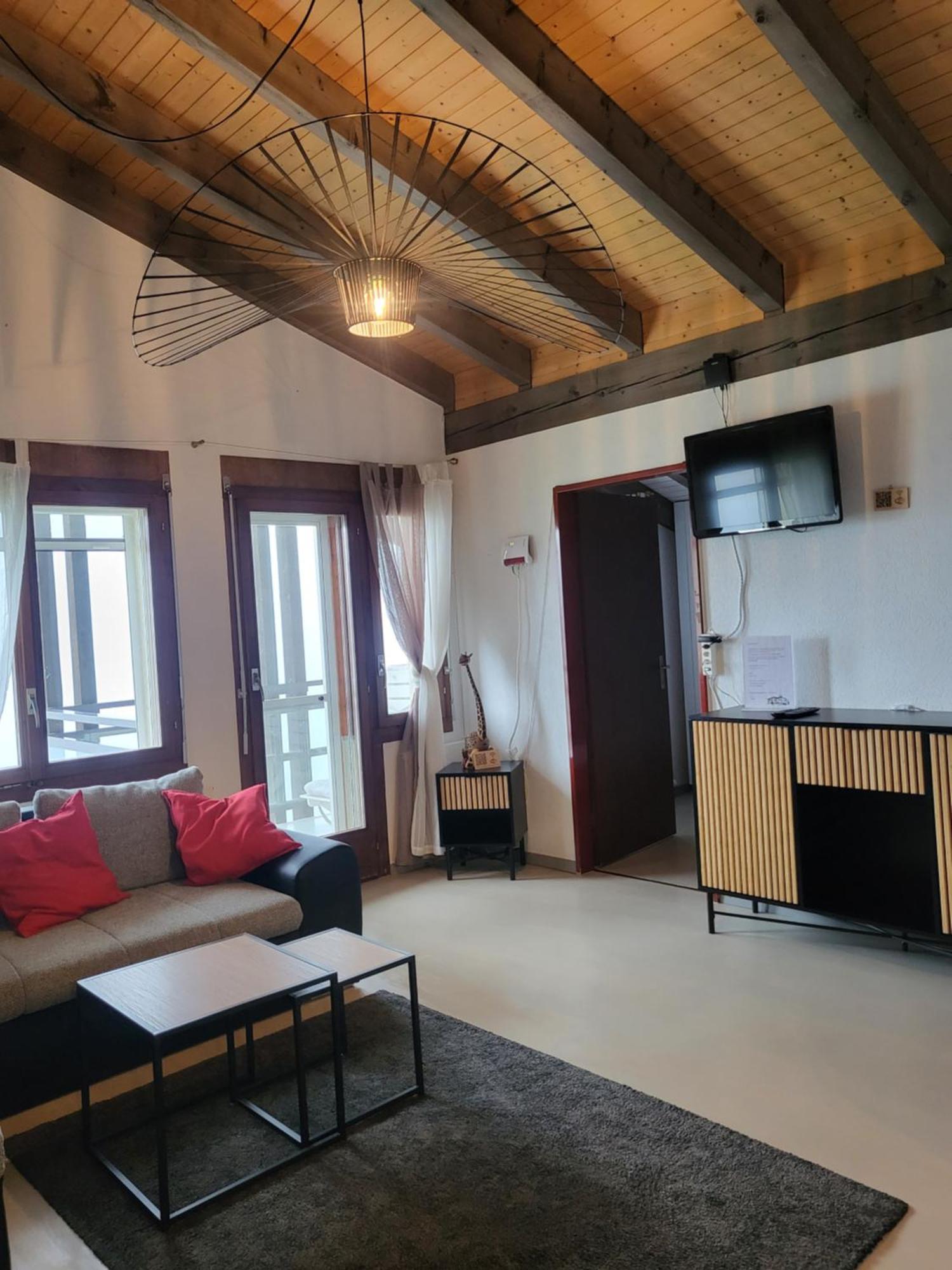 Apartment Platten *